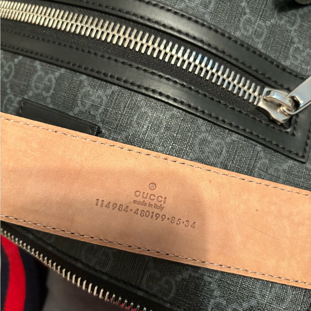 Men’s Gucci belt brown